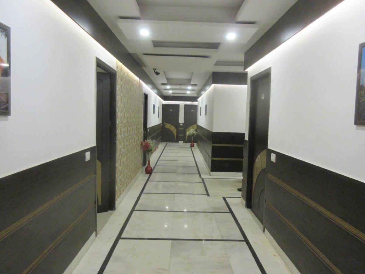 אגרה Riya Palace מראה חיצוני תמונה
